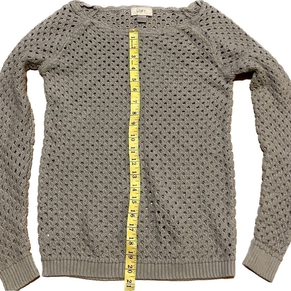 Loft Gray Netted Sweater Women’s (Sz XS) - Picture 10 of 10